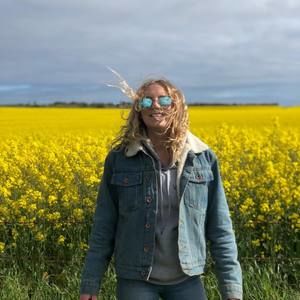 Meet your Posher, Carly